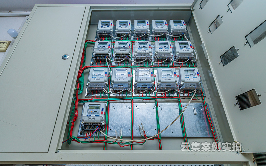 ÖÐѧԤ¸¶·Ñ³±íϵͳ