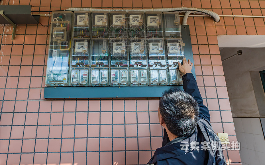 ÖÐѧԤ¸¶·Ñ³±íϵͳ