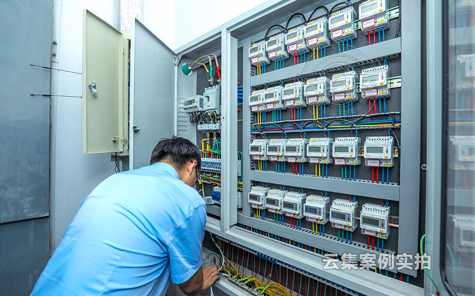 ÉÌÒµ×ÛºÏÌåÔ¤¸¶·Ñ³±íϵͳ